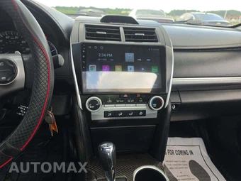 2013 Toyota Camry SE – miniatura 6
