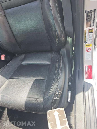2013 Toyota Camry SE – miniatura 19