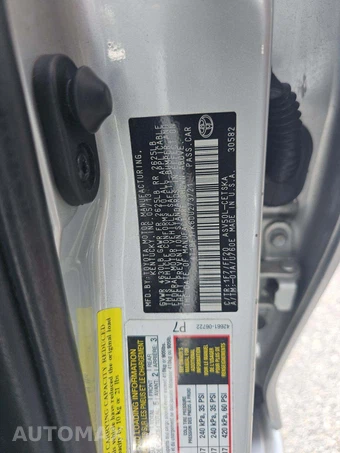 2013 Toyota Camry SE – miniatura 2