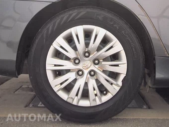 2013 Toyota Camry SE – miniatura 11