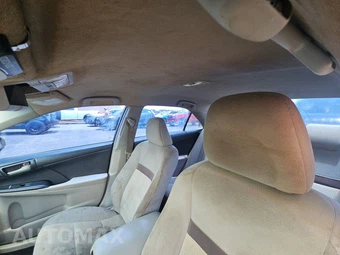 2013 Toyota Camry SE – miniatura 20