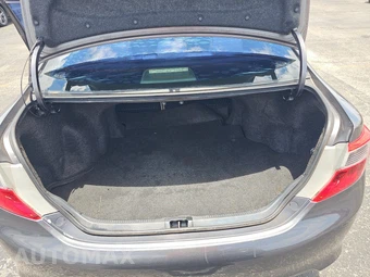 2013 Toyota Camry SE – miniatura 23