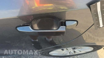 2013 Toyota Camry SE – miniatura 34