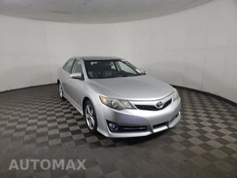 2013 Toyota Camry SE – miniatura 3