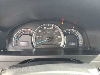 2013 Toyota Camry SE – miniatura 12