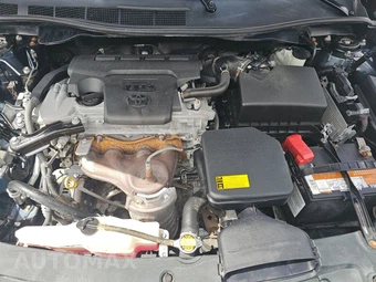 2013 Toyota Camry SE – miniatura 15