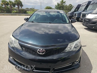 2013 Toyota Camry SE – miniatura 2