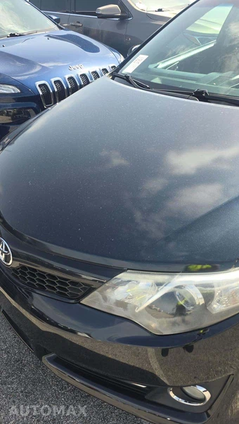 2013 Toyota Camry SE – miniatura 23