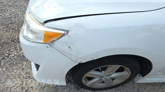 2013 Toyota Camry SE - miniatura 23