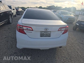 2013 Toyota Camry SE - miniatura 5