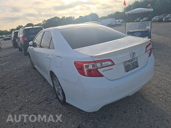 2013 Toyota Camry SE - miniatura 6