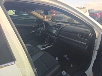 2013 Toyota Camry SE - miniatura 8