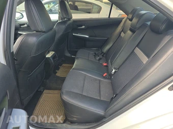 2013 Toyota Camry SE - miniatura 13
