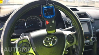 2013 Toyota Camry SE - miniatura 18