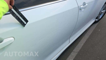 2013 Toyota Camry SE - miniatura 28