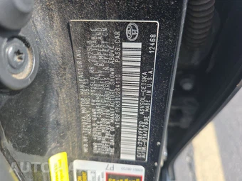 2013 Toyota Camry SE – miniatura 15