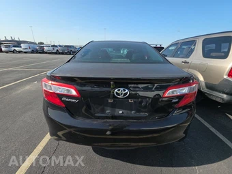 2013 Toyota Camry SE – miniatura 5