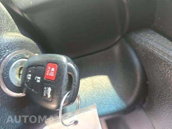 2013 Toyota Camry SE – miniatura 9