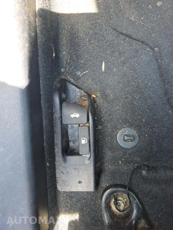 2013 Toyota Camry SE – miniatura 23