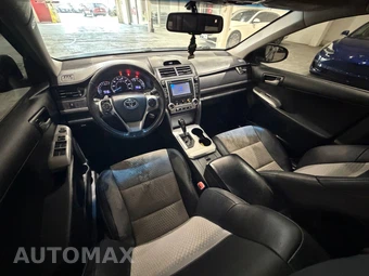 2013 Toyota Camry SE - miniatura 15