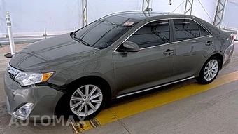 2013 Toyota Camry XLE