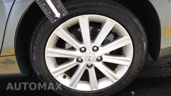 2013 Toyota Camry XLE - miniatura 34