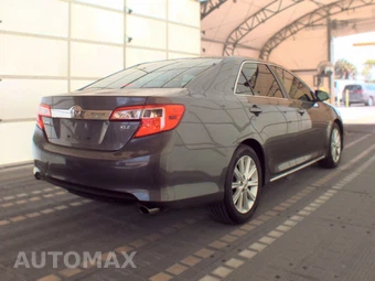 2013 Toyota Camry XLE - miniatura 4