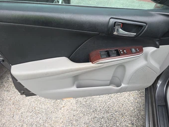 2013 Toyota Camry XLE - miniatura 9