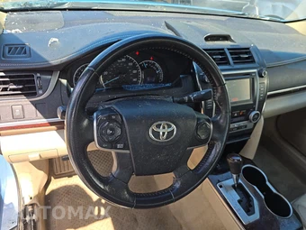 2013 Toyota Camry XLE - miniatura 10