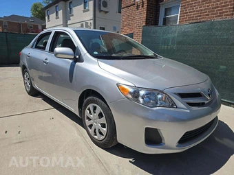 2013 Toyota Corolla L - miniatura 4