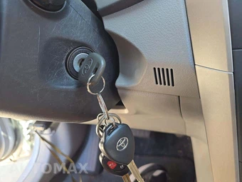 2013 Toyota Corolla L - miniatura 8