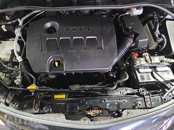 2013 Toyota Corolla L – miniatura 18