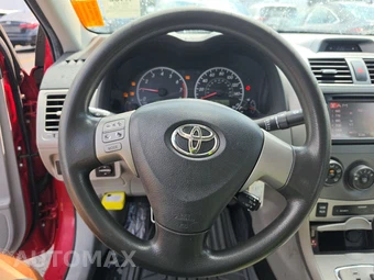 2013 Toyota Corolla LE - miniatura 10