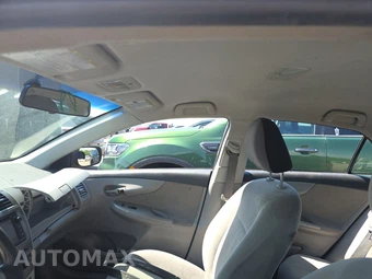 2013 Toyota Corolla LE – miniatura 18