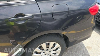 2013 Toyota Corolla LE – miniatura 38