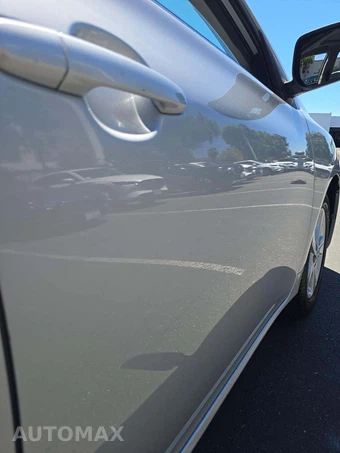2013 Toyota Corolla LE – miniatura 32