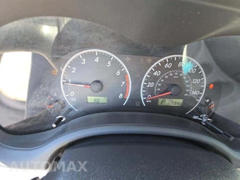 2013 Toyota Corolla LE – miniatura 6