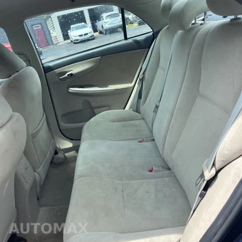 2013 Toyota Corolla LE - miniatura 17