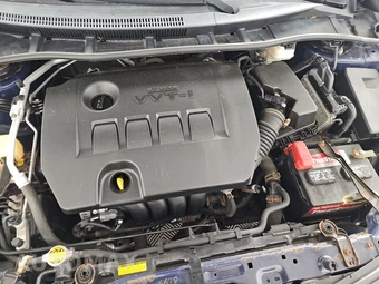 2013 Toyota Corolla LE – miniatura 15