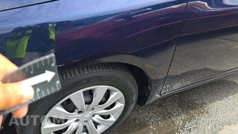 2013 Toyota Corolla LE – miniatura 18