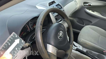 2013 Toyota Corolla LE – miniatura 28