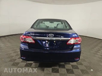 2013 Toyota Corolla LE – miniatura 5