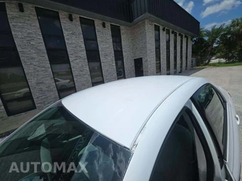 2013 Toyota Corolla LE – miniatura 12