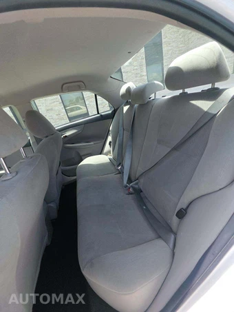 2013 Toyota Corolla LE – miniatura 23