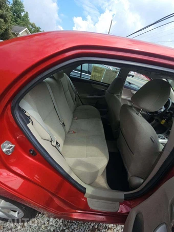 2013 Toyota Corolla LE – miniatura 16