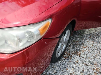 2013 Toyota Corolla LE – miniatura 21