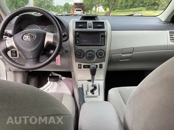 2013 Toyota Corolla LE - miniatura 15