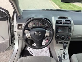 2013 Toyota Corolla LE - miniatura 16