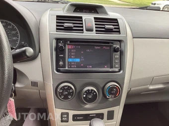 2013 Toyota Corolla LE - miniatura 28