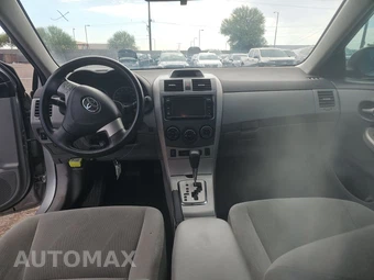 2013 Toyota Corolla LE - miniatura 11